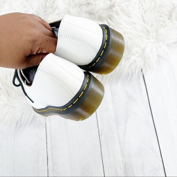 Dr. Martens 1461 Classic‎ Oxfords Lace-up Front Closure Size 11 - Picture 5 of 7